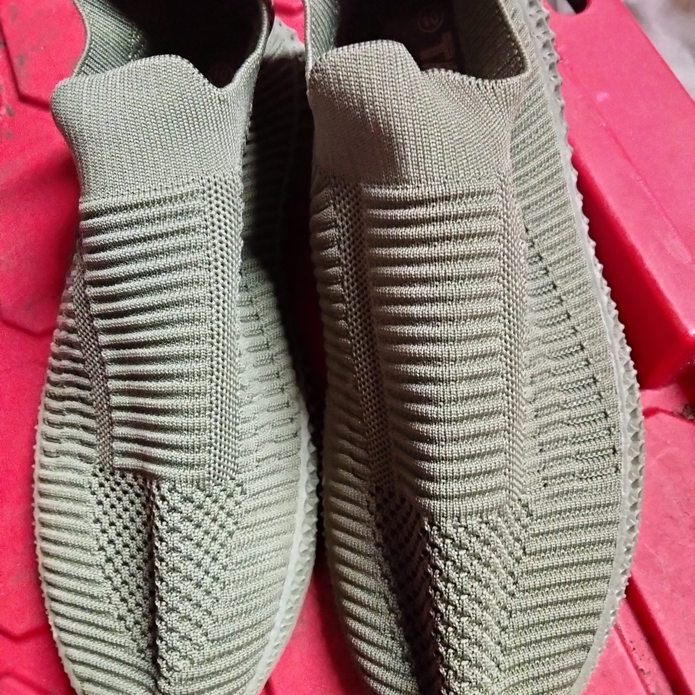 Green Knit Sneakers with Textured Design